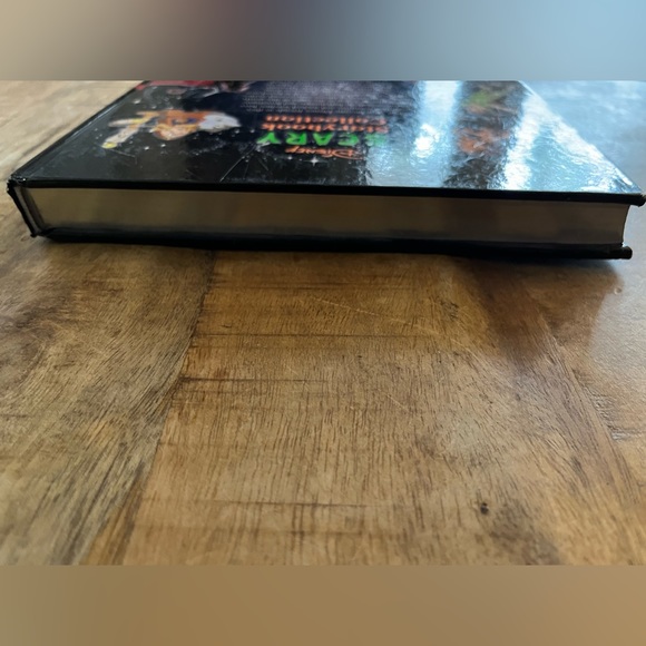 First Edition-Disney Scary Storybook Collection- Vintage 2003 Hardcover Book-EUC - Picture 11 of 11